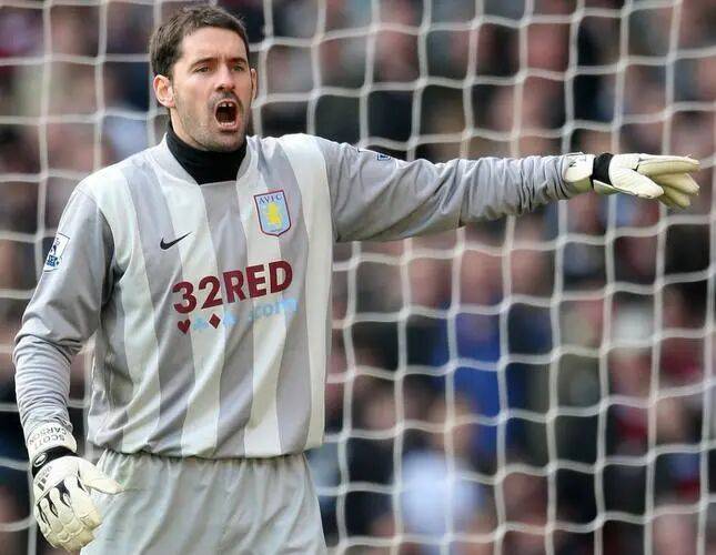 再见传奇！出场2次夺12冠！